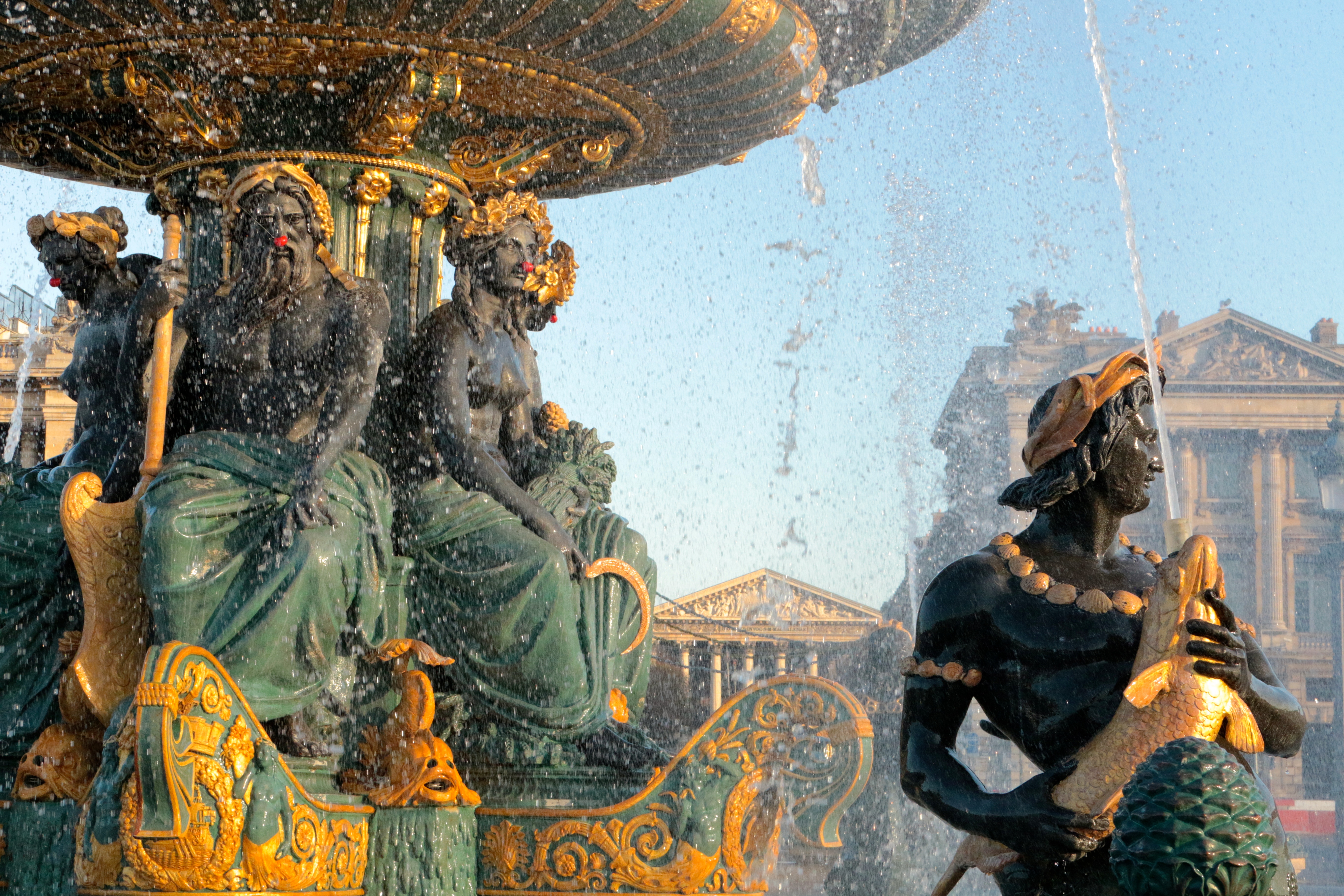 Paris! Paris! Paris!